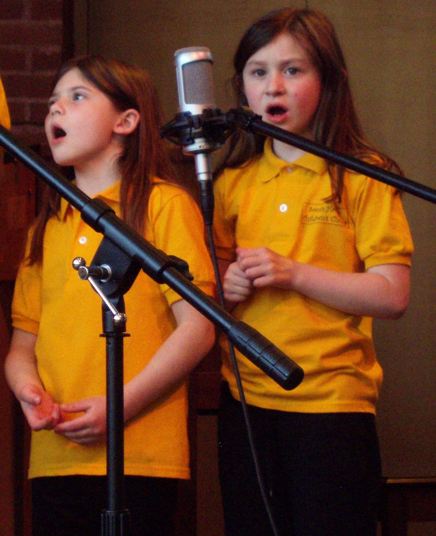 Tessa and Nicole on tour, photo by Jeanne Tripp